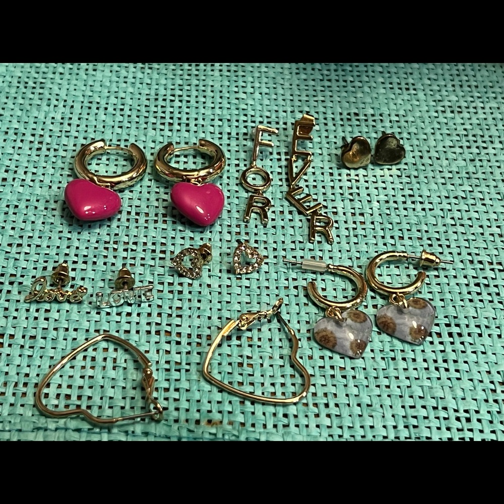 Valentine’s Day earring bundle